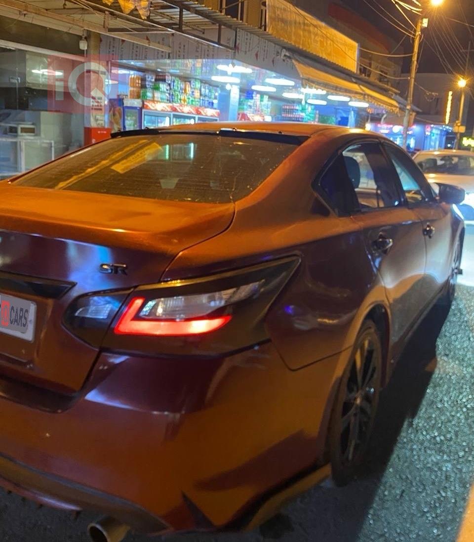 نيسان ألتيما